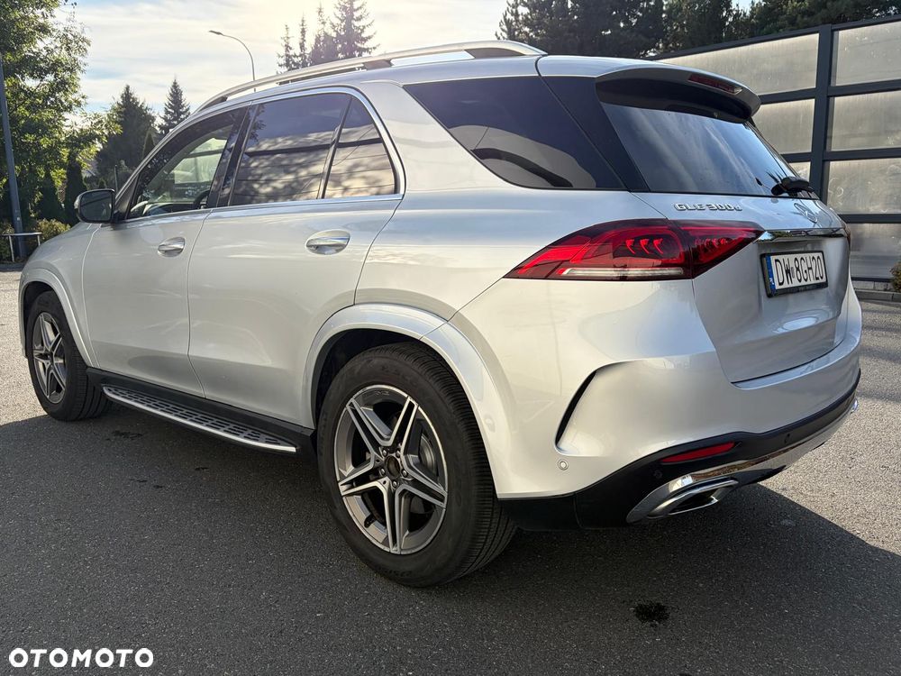 Mercedes-Benz GLE 300 d 4-Matic - 8