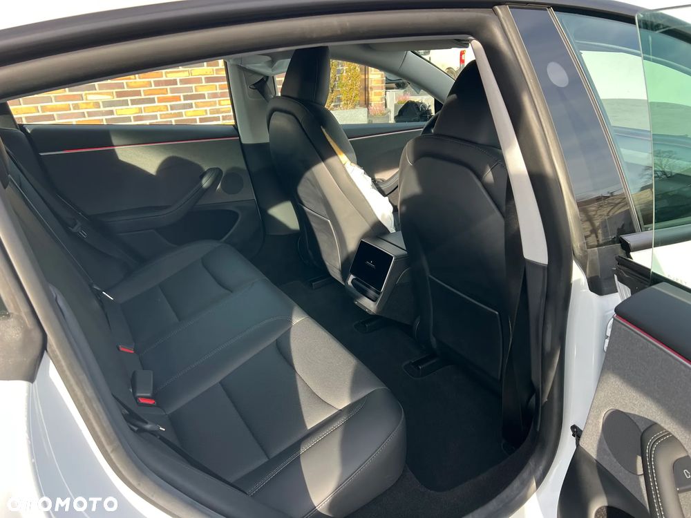 Tesla Model 3 RWD Premium - 12