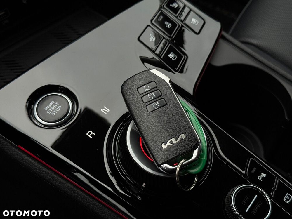 Kia Sportage 1.6 T-GDI HEV Business Line 4WD - 39