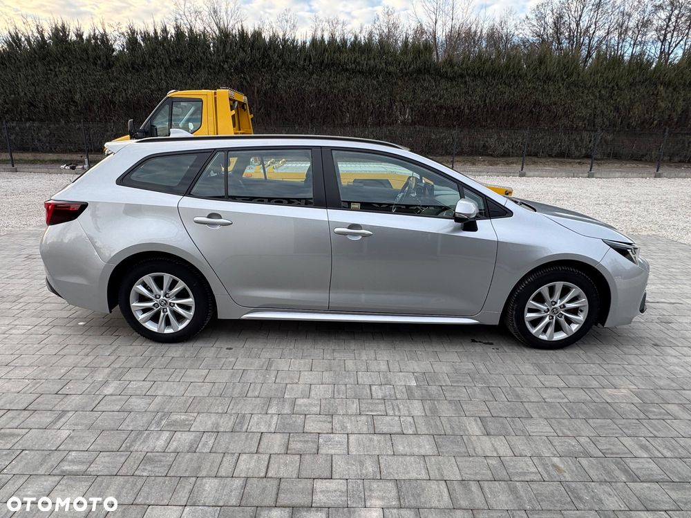 Toyota Corolla 1.8 Hybrid Comfort - 9