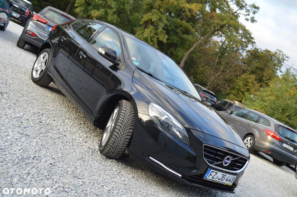 Volvo V40 D2 Momentum - 18