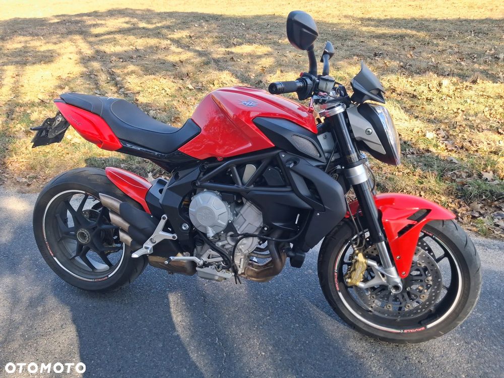 MV AGUSTA Brutale - 9