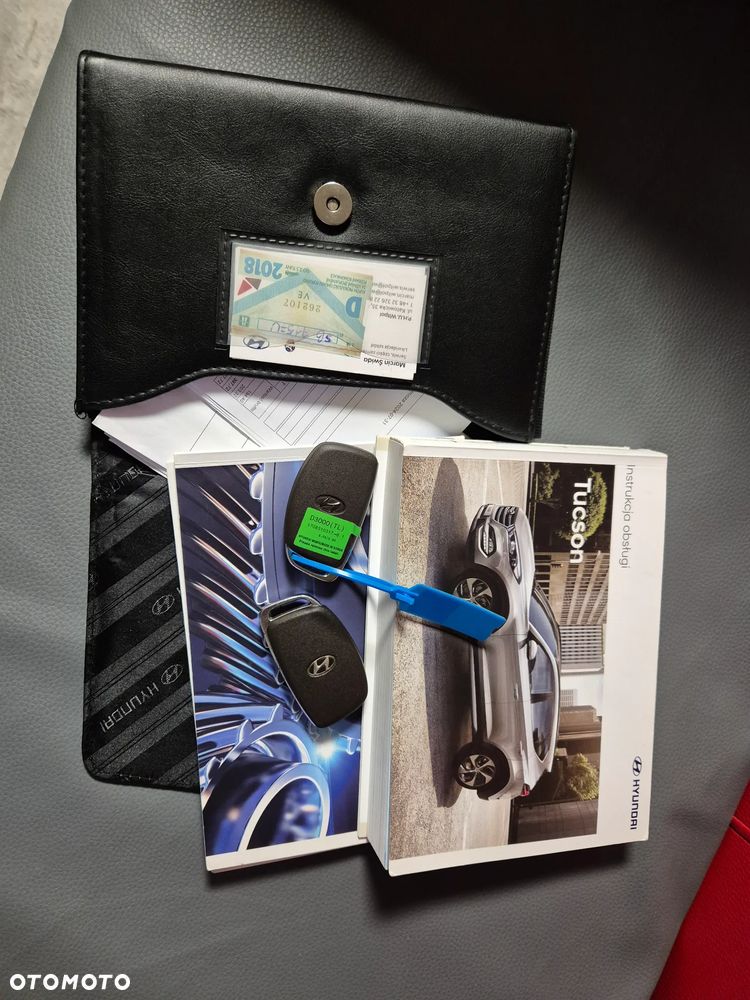 Hyundai Tucson 2.0 CRDI BlueDrive Style 2WD - 32