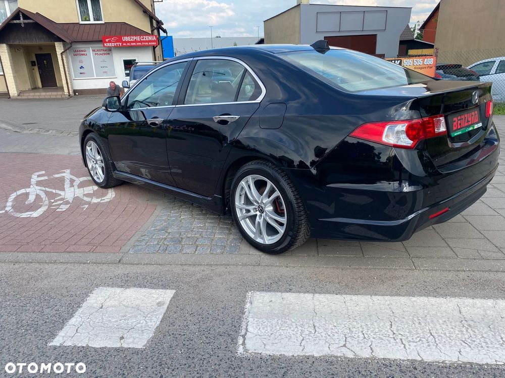 Honda Accord 2.0 Automatik Elegance 50 Jahre Edition - 14