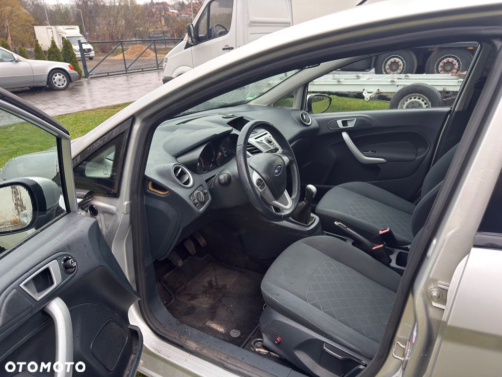 Ford Fiesta 1.25 Champions Edition - 12