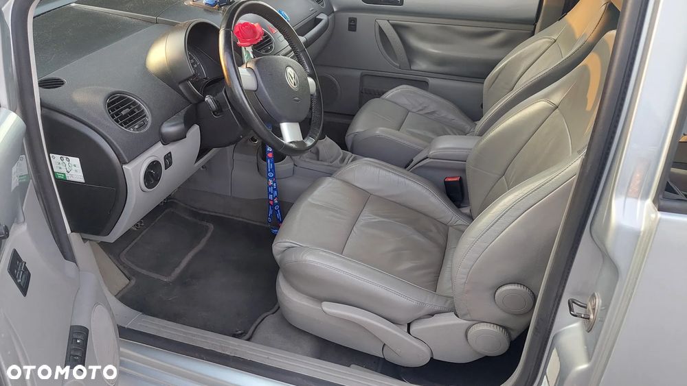 Volkswagen New Beetle 1.8T - 6