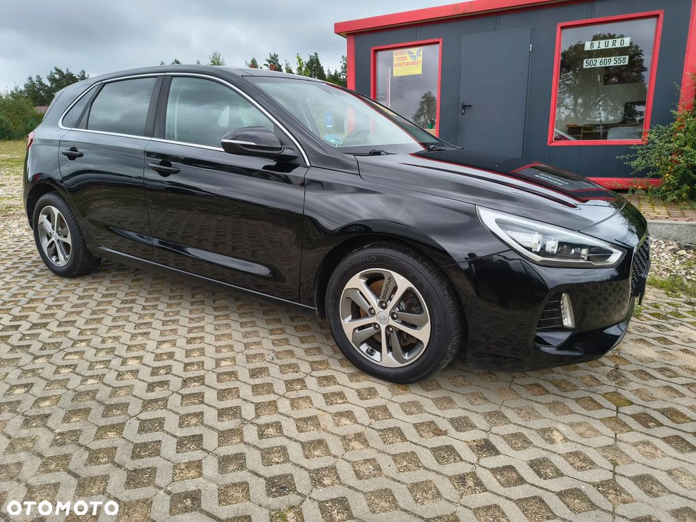 Hyundai i30 1.6 CRDi BlueDrive Premium - 1