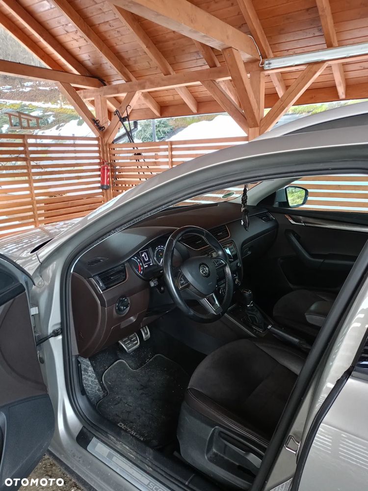 Skoda Octavia 2.0 TDI (Green tec) 4x4 DSG Scout - 12
