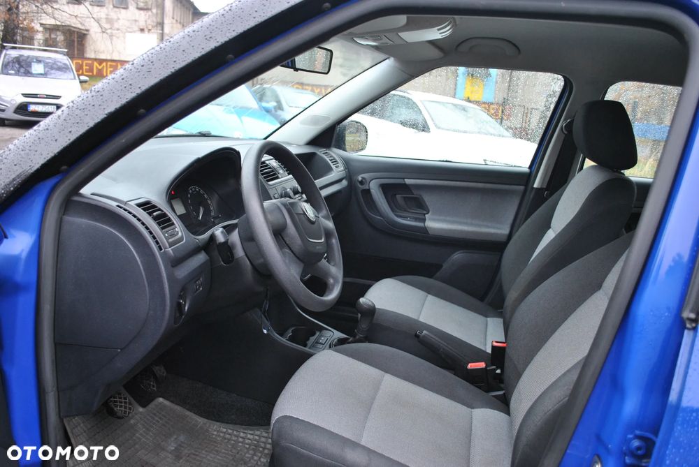 Skoda Fabia 1.2 HTP COOL Edition - 20