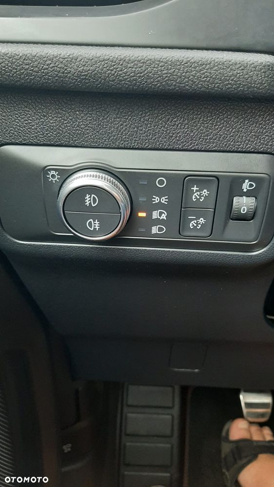 Ford Kuga 1.5 EcoBoost ST-LINE - 20