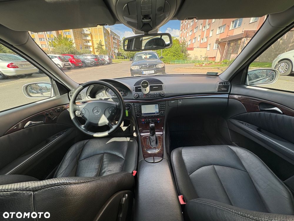 Mercedes-Benz Klasa E 320 CDI Classic - 36