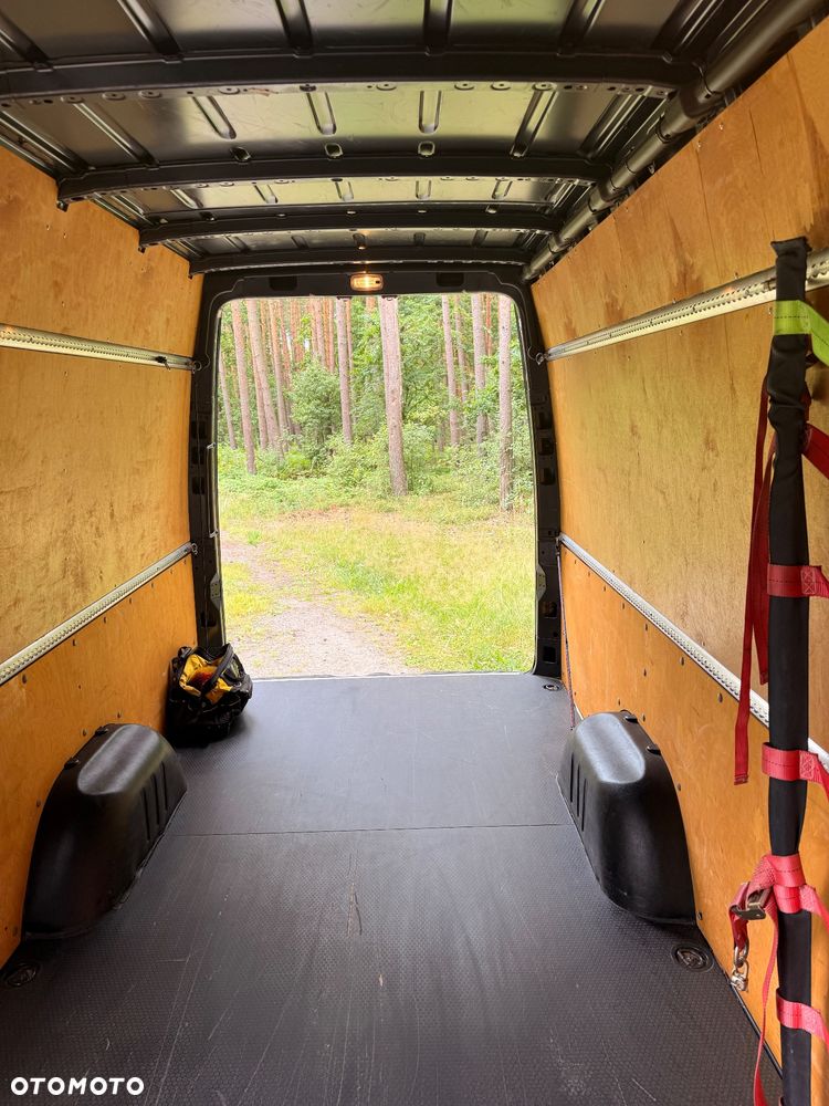Mercedes-Benz SPRINTER - 20