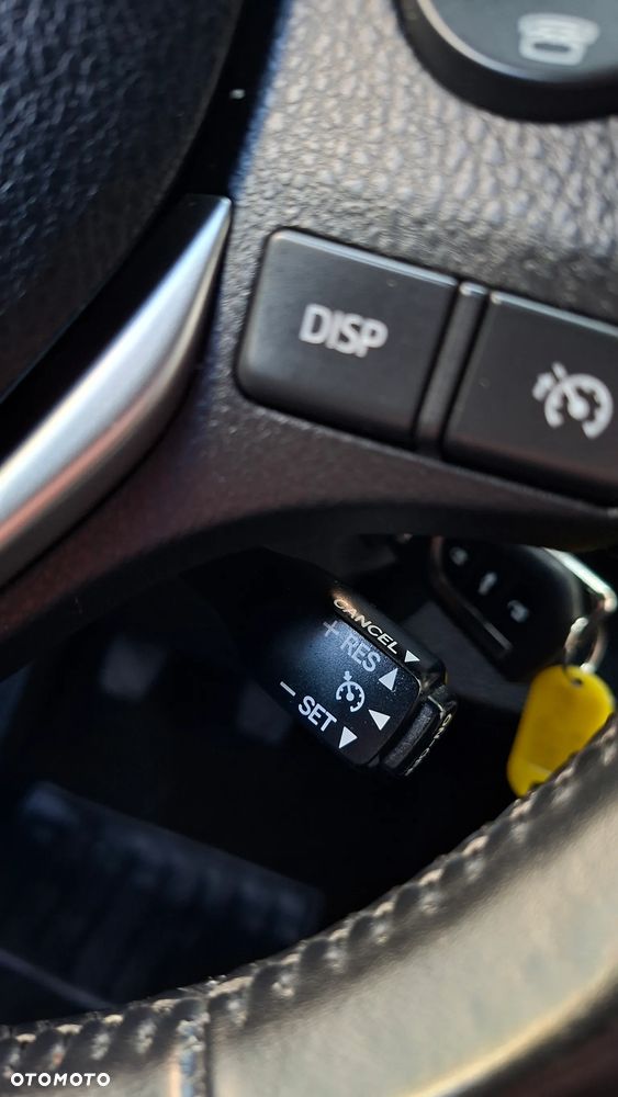 Toyota Auris 1.6 Sol - 21