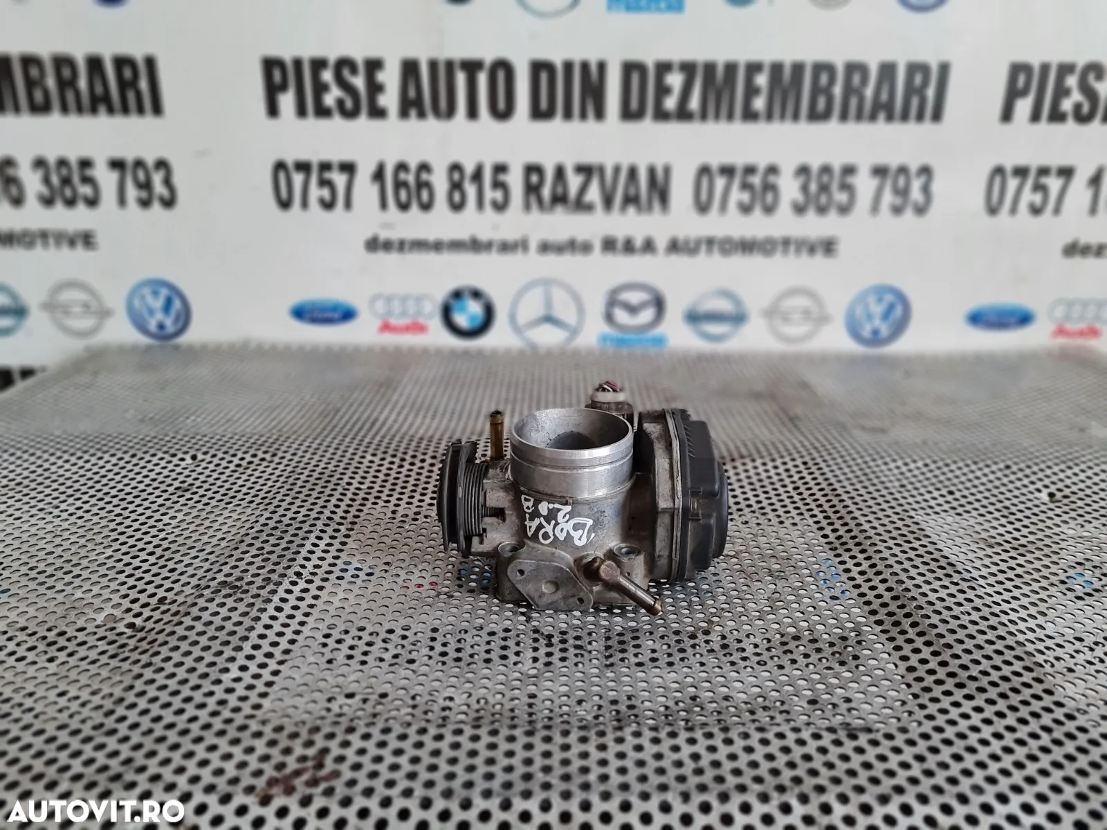 Clapeta Acceleratie Vw Bora Golf 4 2.0 Benzina Cod 06A133064H - Dezmembrari Arad - 2