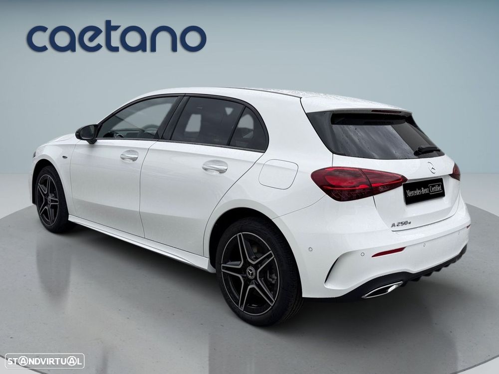 Mercedes-Benz A 250 e - 2