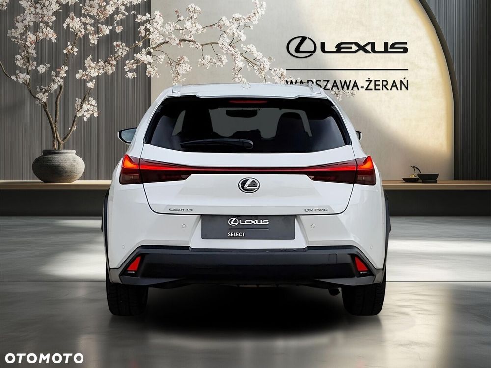 Lexus UX - 7