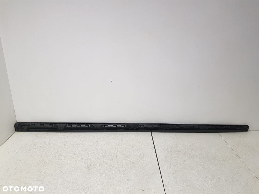 NOWA LISTWA PROGOWA PRAWA  AUDI A1 I 1 LIFT S-LINE 15-18 8XA854536A - 2