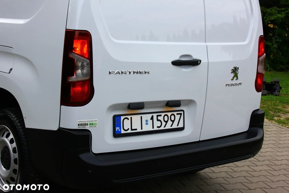 Peugeot PARTNER 1.5HDI 130KM AUTOMAT 8 BIEGÓW LONG DŁUGI 3 OSOBOWY PERFEKT AUTO NAVIGACJA KAMERY,ASYSTENTY,VF23% - 9