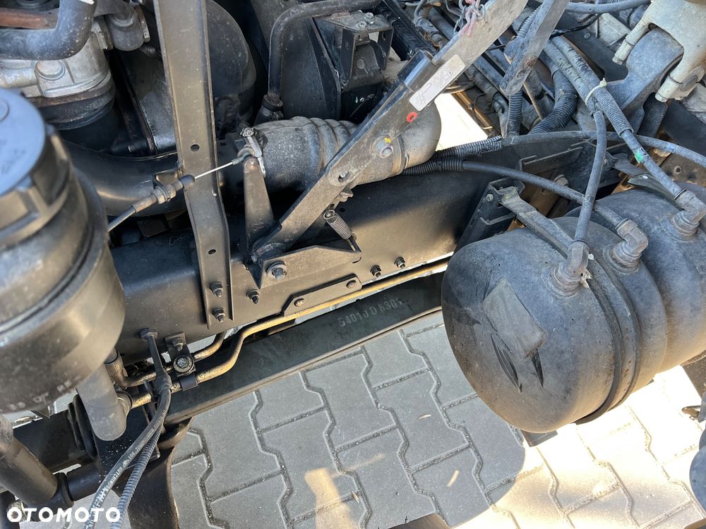 Nissan Atleon 80.140 - 21