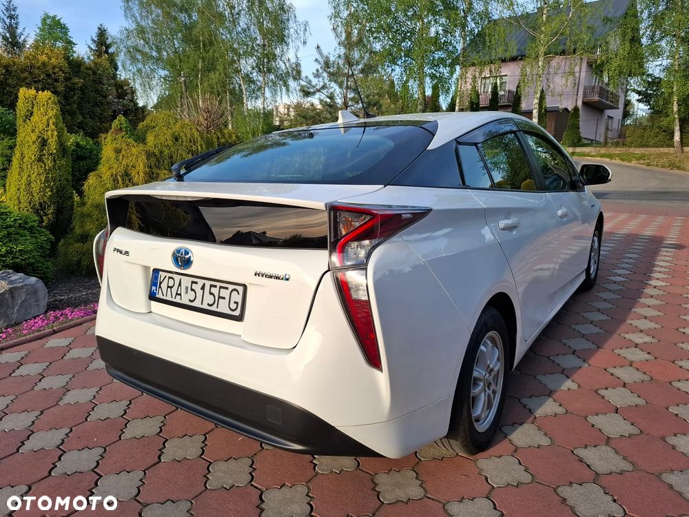 Toyota Prius Hybrid Comfort - 10