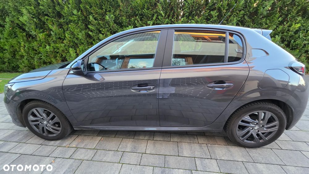 Peugeot 208 2022 photo 3