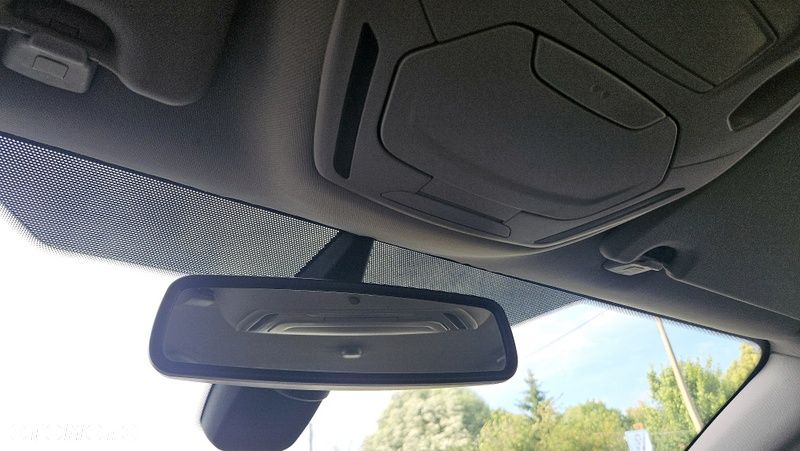 Ford Mondeo 2.0 TDCi Titanium X - 28