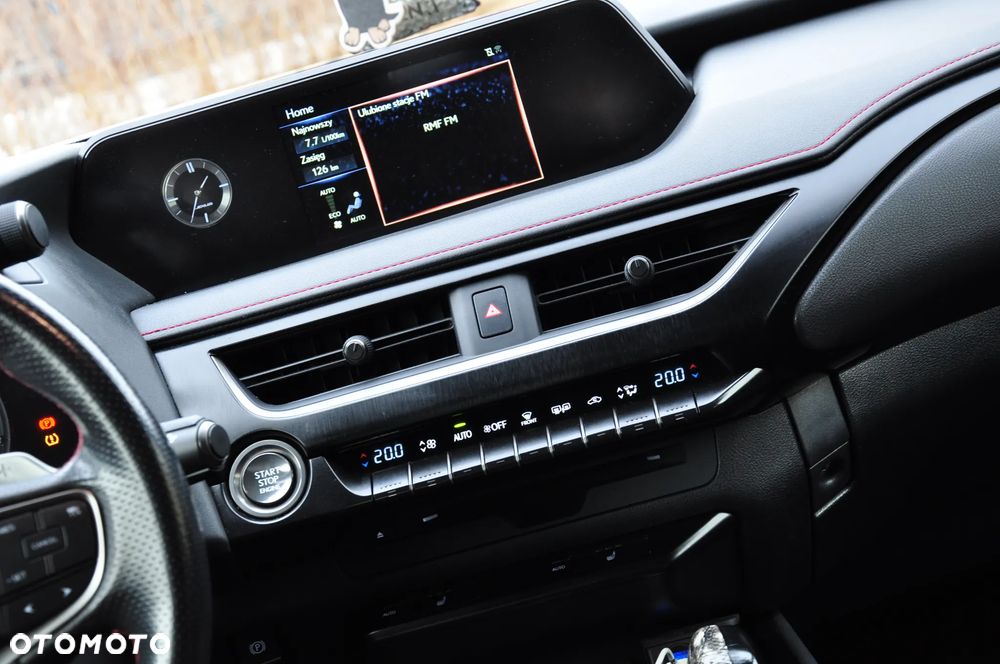 Lexus UX 200 GPF F Sport Design+ 2WD - 22