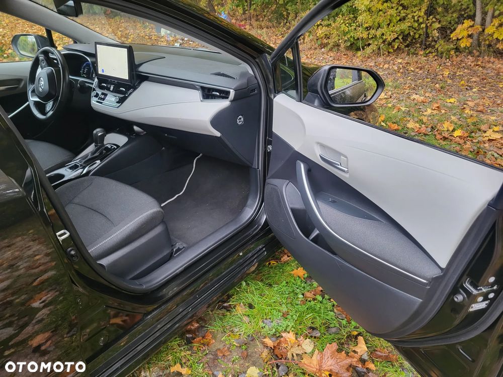 Toyota Corolla - 18