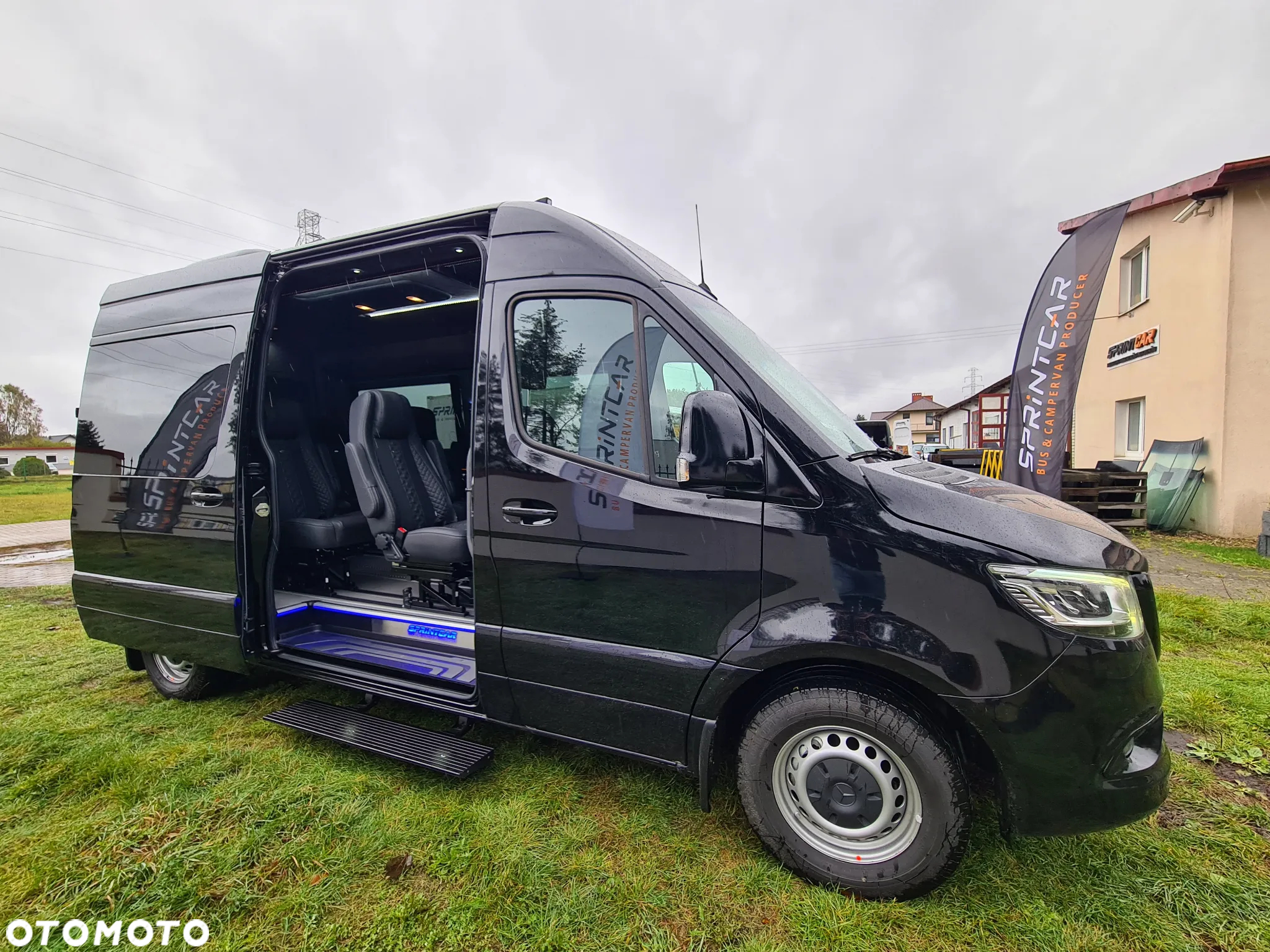 Mercedes-Benz Sprinter - 2
