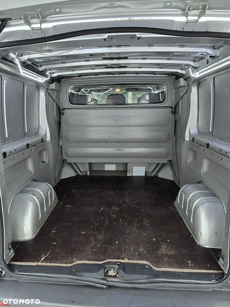 Renault Trafic - 19