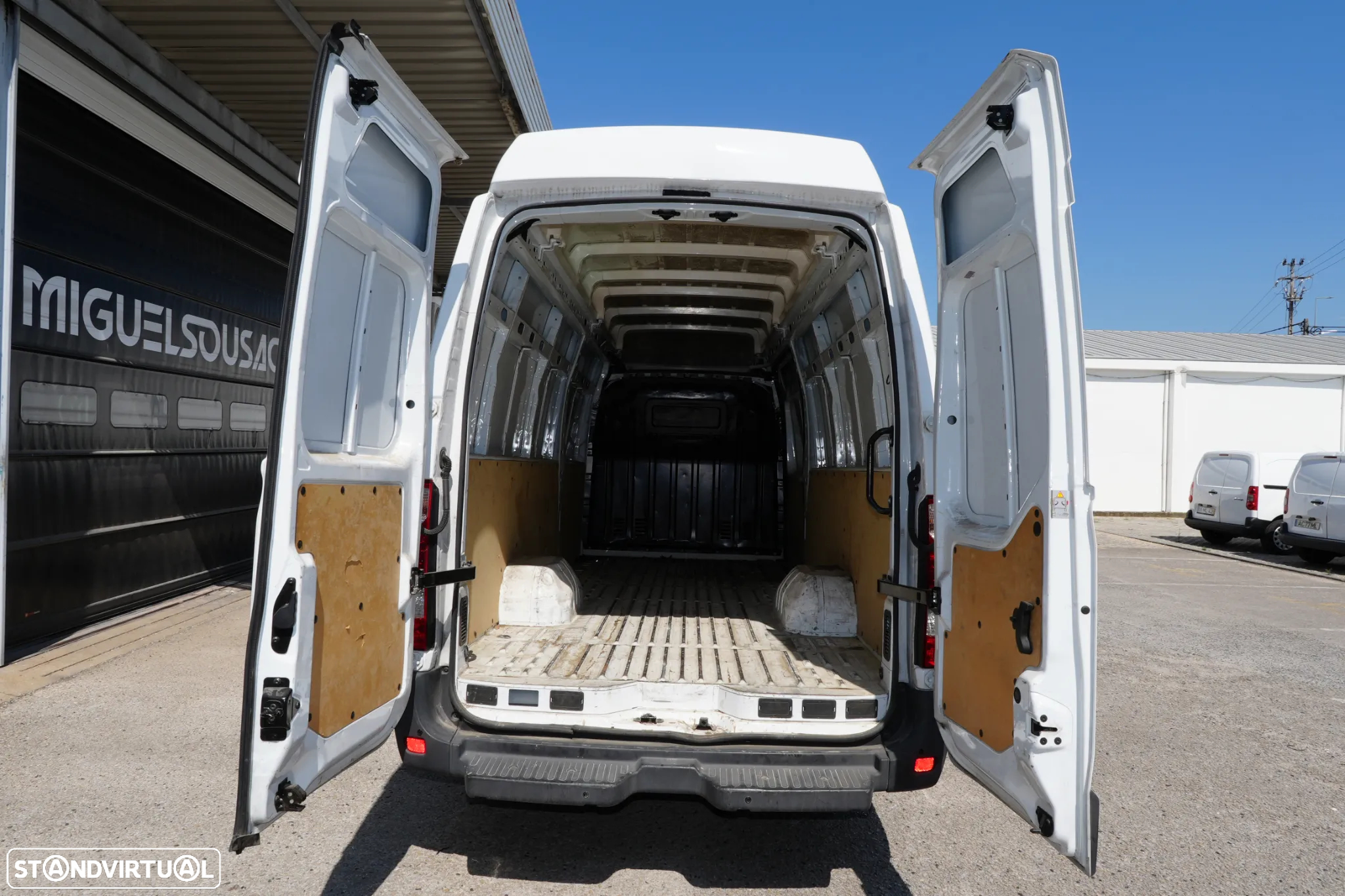 Renault Master Maxi Longa 2.3DCI 165cv Rodado Duplo L4H3 - 7
