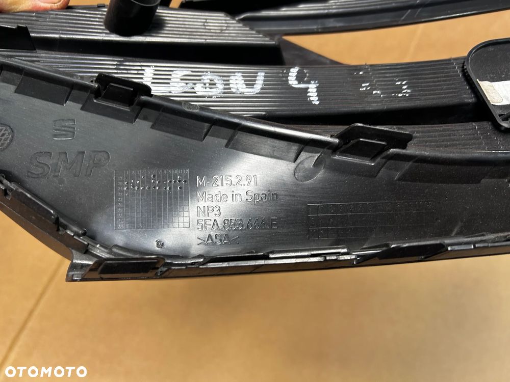 SEAT LEON IV 4 KRATKA HALOGENU PRAWA ZDERZAK 5FA853666E - 4