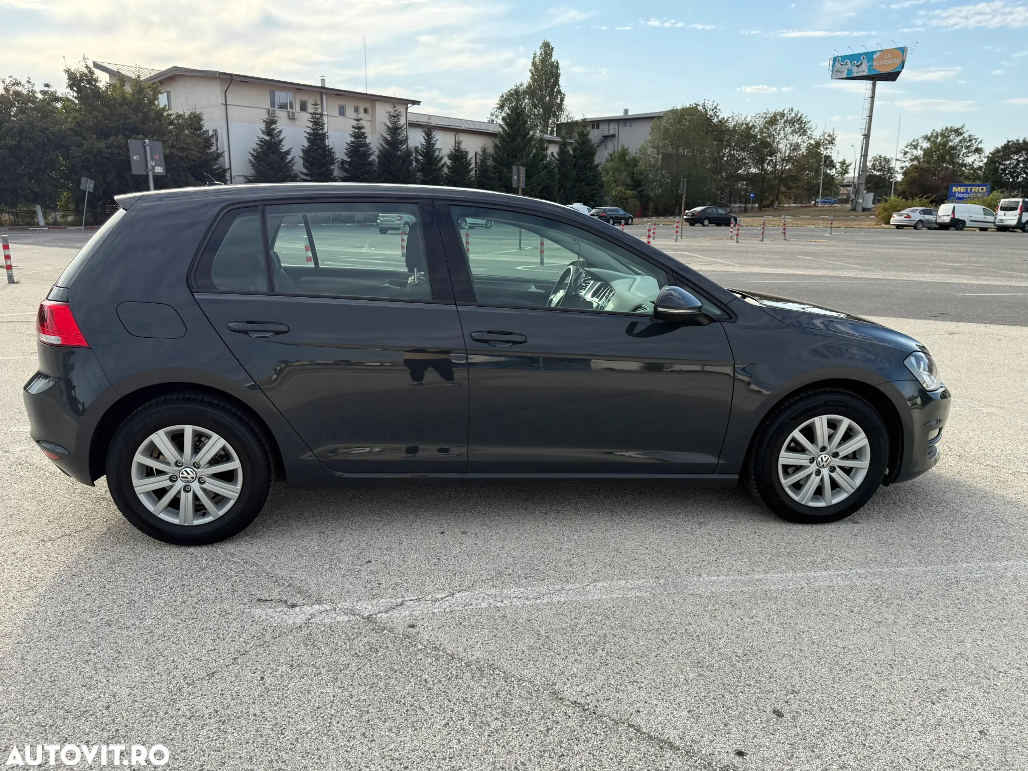 Volkswagen Golf 1.6 TDI DPF BMT DSG Trendline - 22