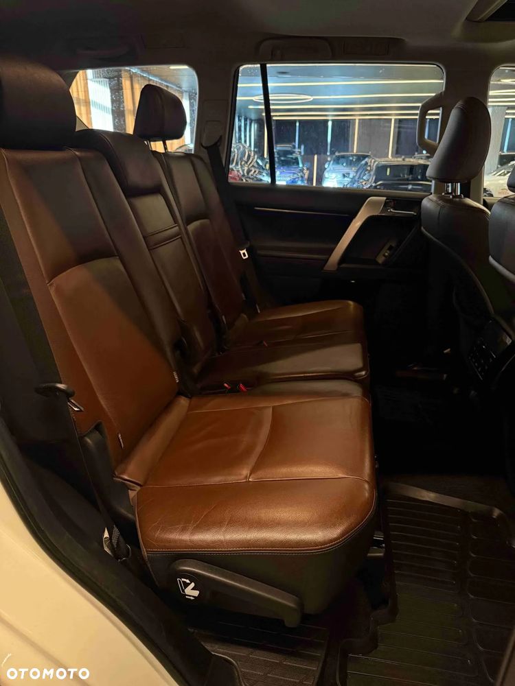 Toyota Land Cruiser 2.8 D-4D Automatik Comfort - 11