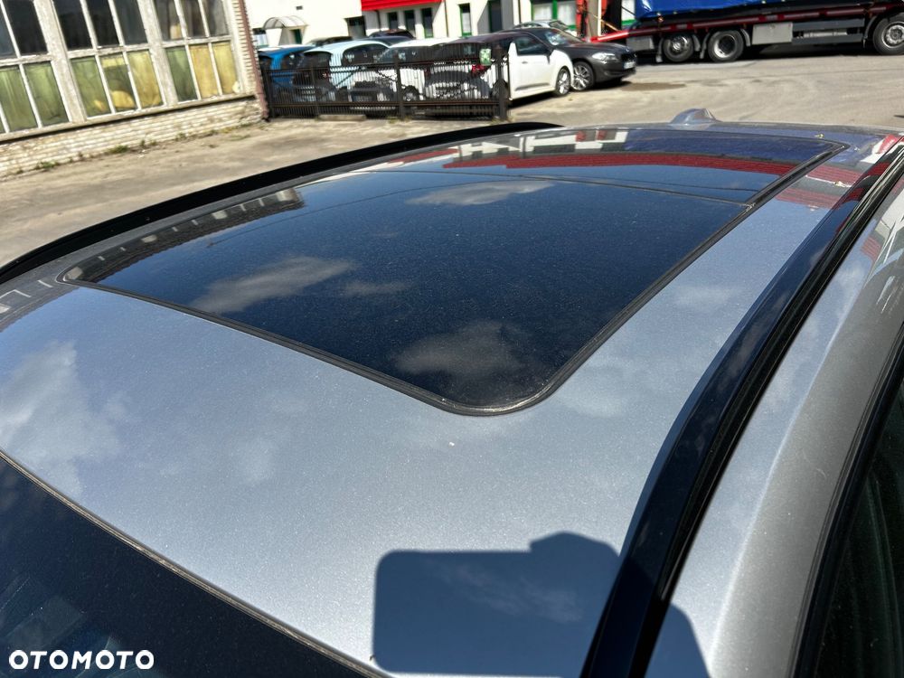 BMW X1 xDrive25e M Sportpaket - 4