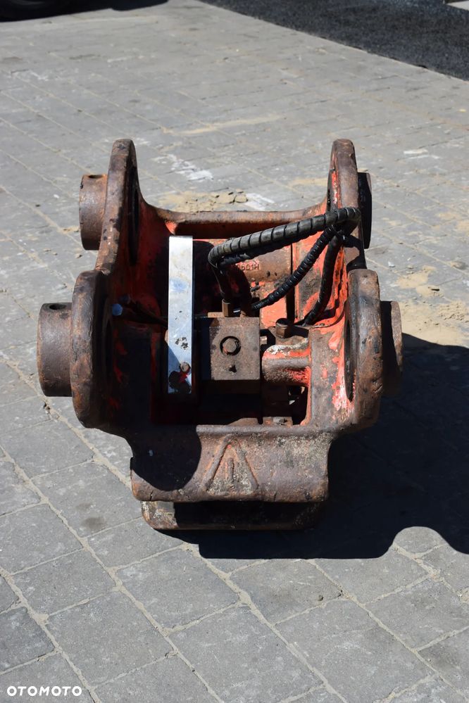 Szybkozłącze hydrauliczne Miller do maszyn 18- 27 ton - 9