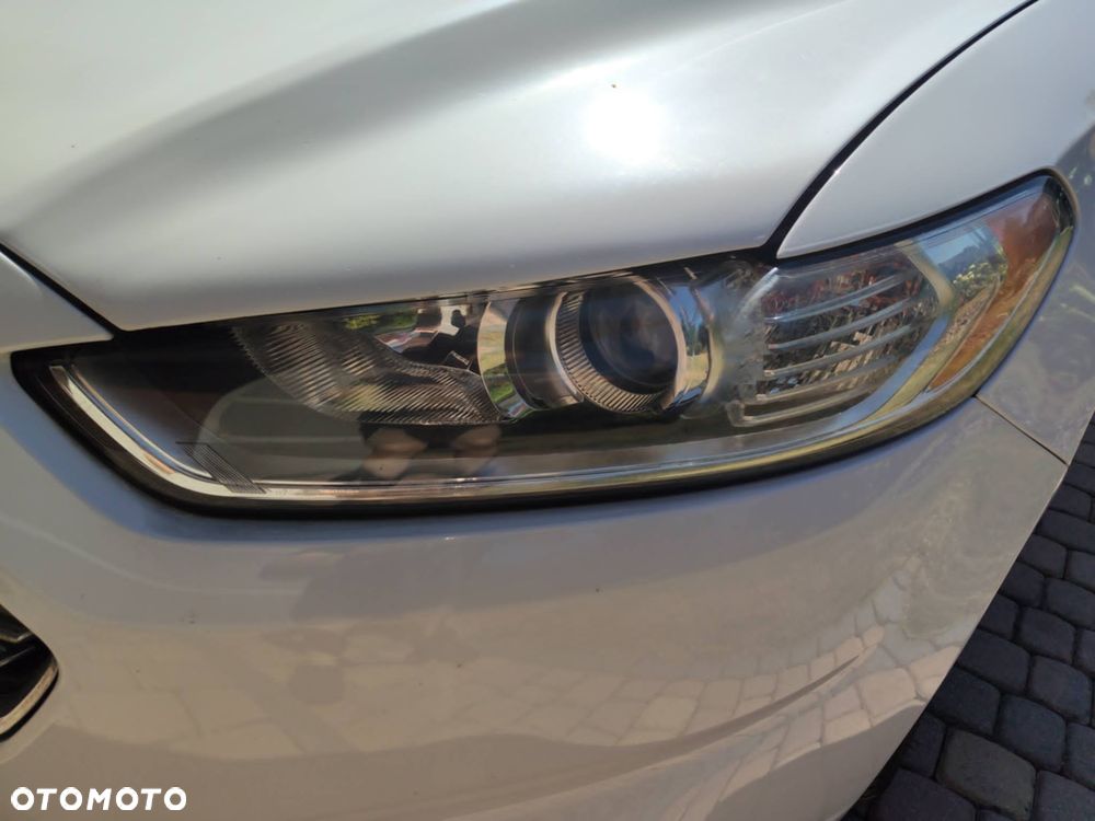 Ford Fusion - 10