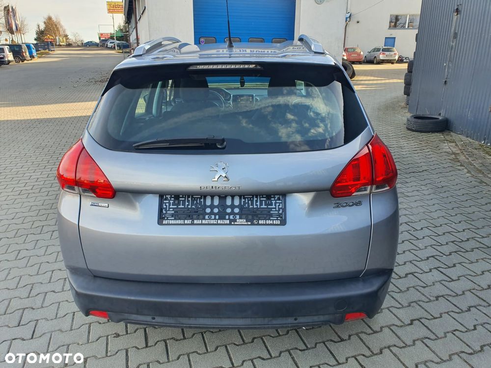 Peugeot 2008 1.2 Pure Tech Active - 5