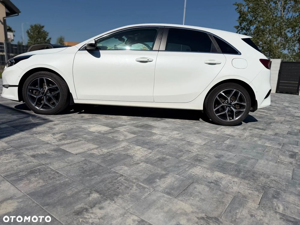Kia Ceed 1.5 T-GDI Business Line Plus DCT - 2