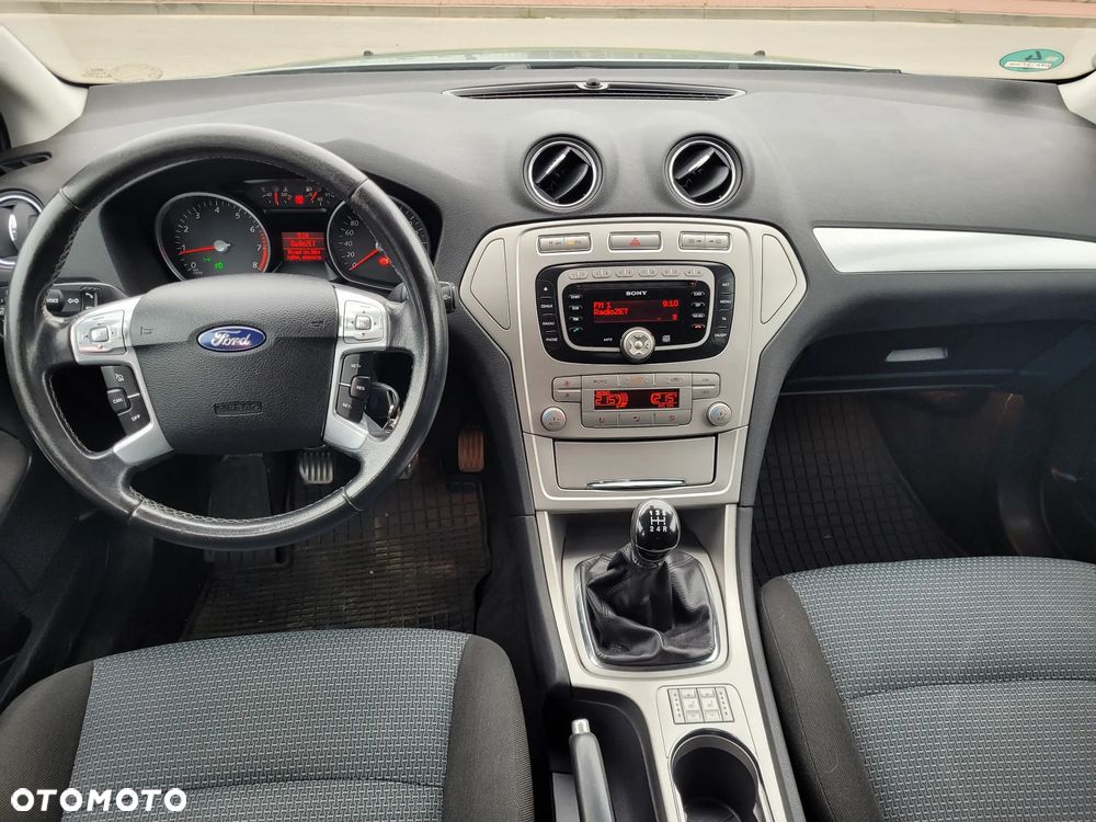 Ford Mondeo - 9