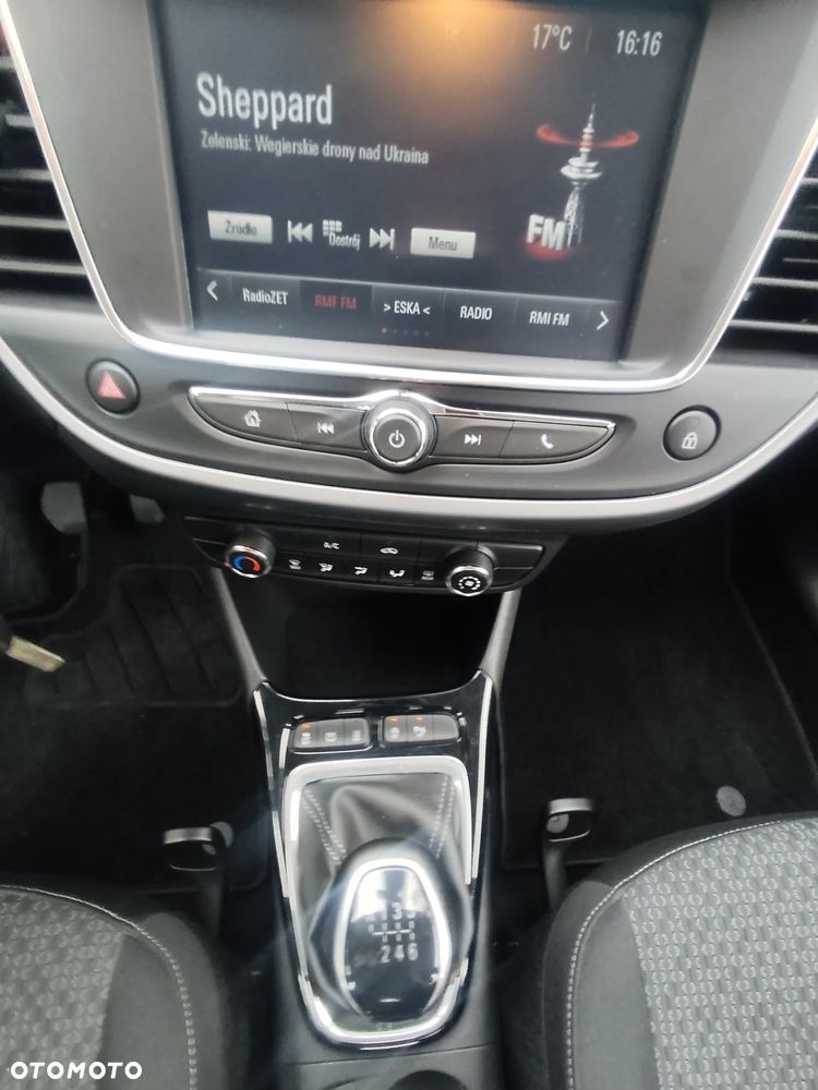 Opel Crossland X 1.2 T Enjoy S&S - 16