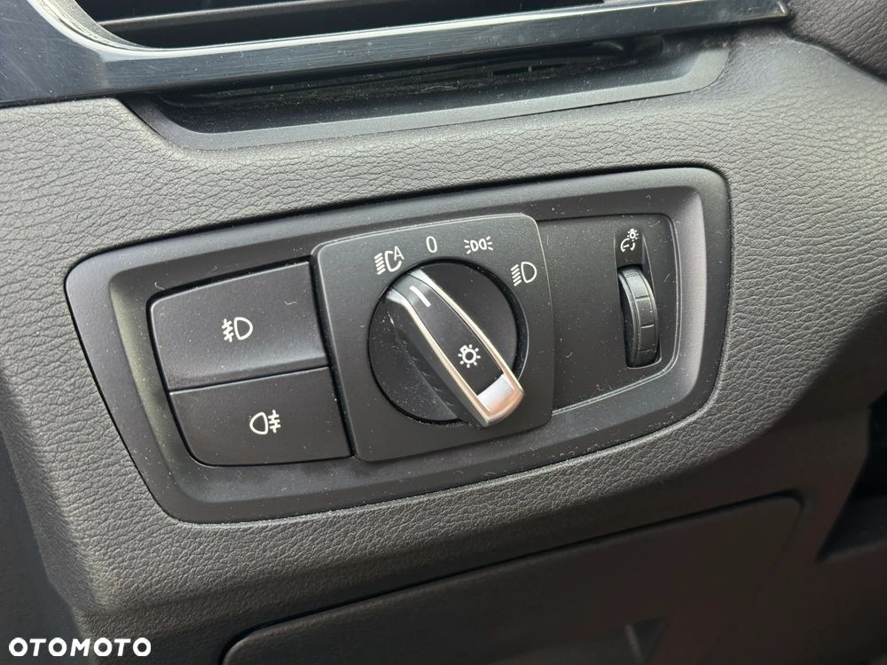 BMW X1 sDrive18d Advantage - 15