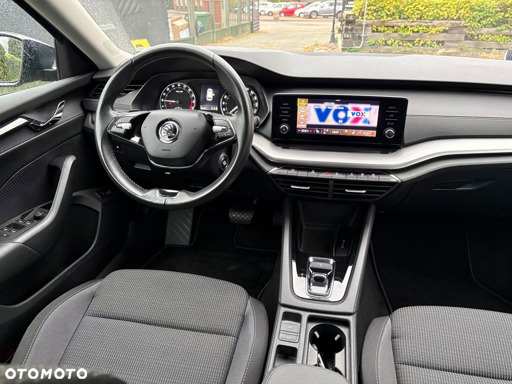 Skoda Octavia 2.0 TDI Ambition DSG - 8