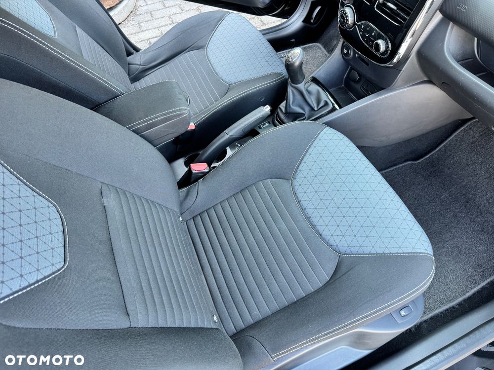 Renault Clio 0.9 TCe Limited - 22