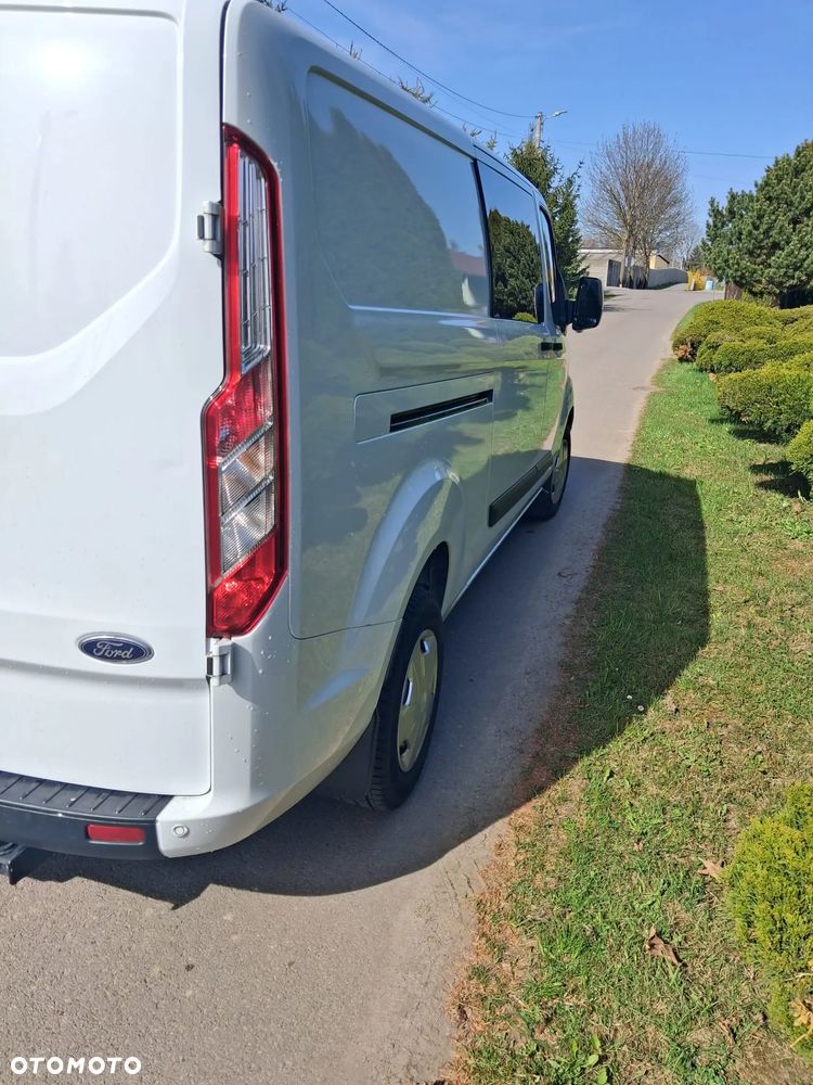 Ford Transit Custom 300 L1H1 Limited (bryg.) - 5
