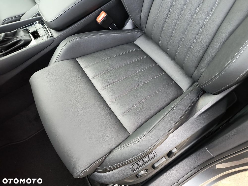 Skoda Karoq 1.5 TSI ACT Sportline DSG - 12