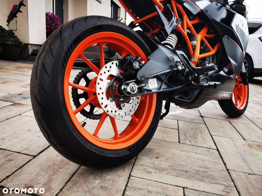KTM RC 125 - 18