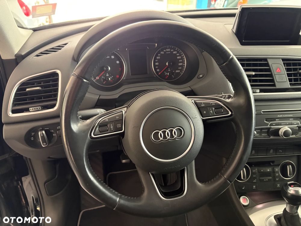 Audi Q3 1.4 TFSI Sport S tronic - 11