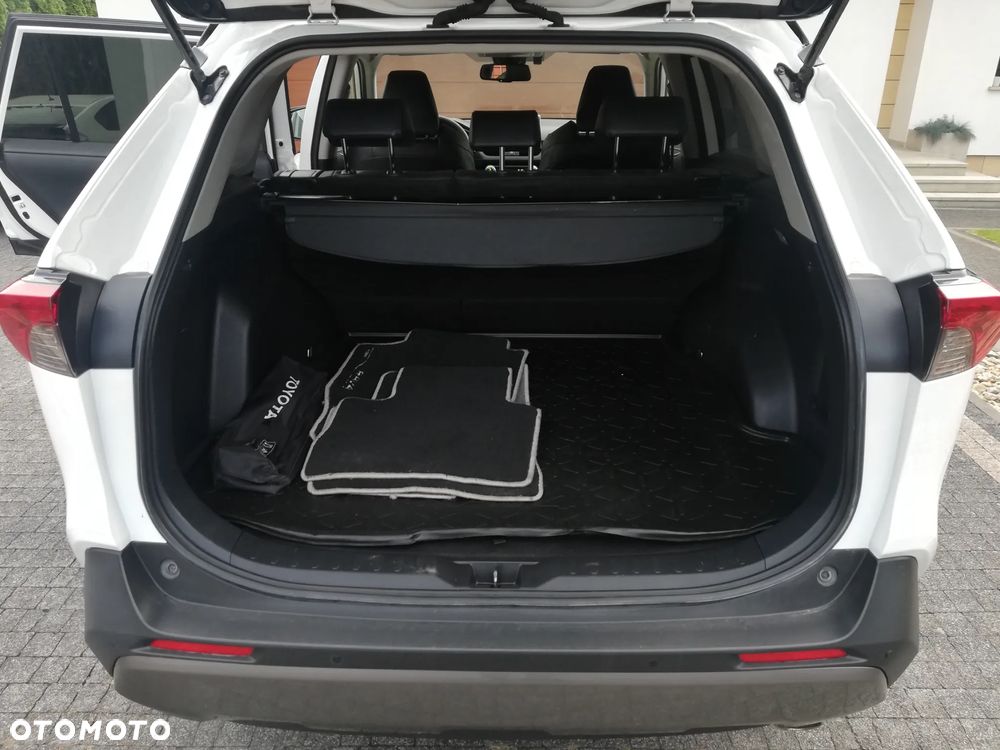 Toyota RAV4 - 22