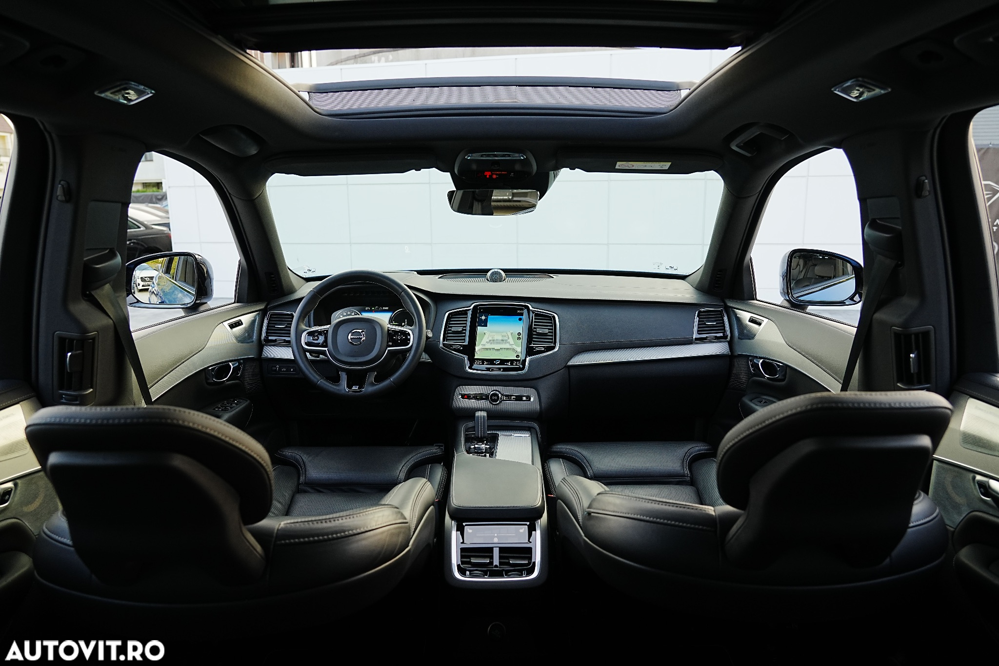 Volvo XC 90 Recharge T8 eAWD R-Design - 30